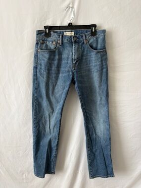 GAP Men's Straight Fit Medium Blue Jeans